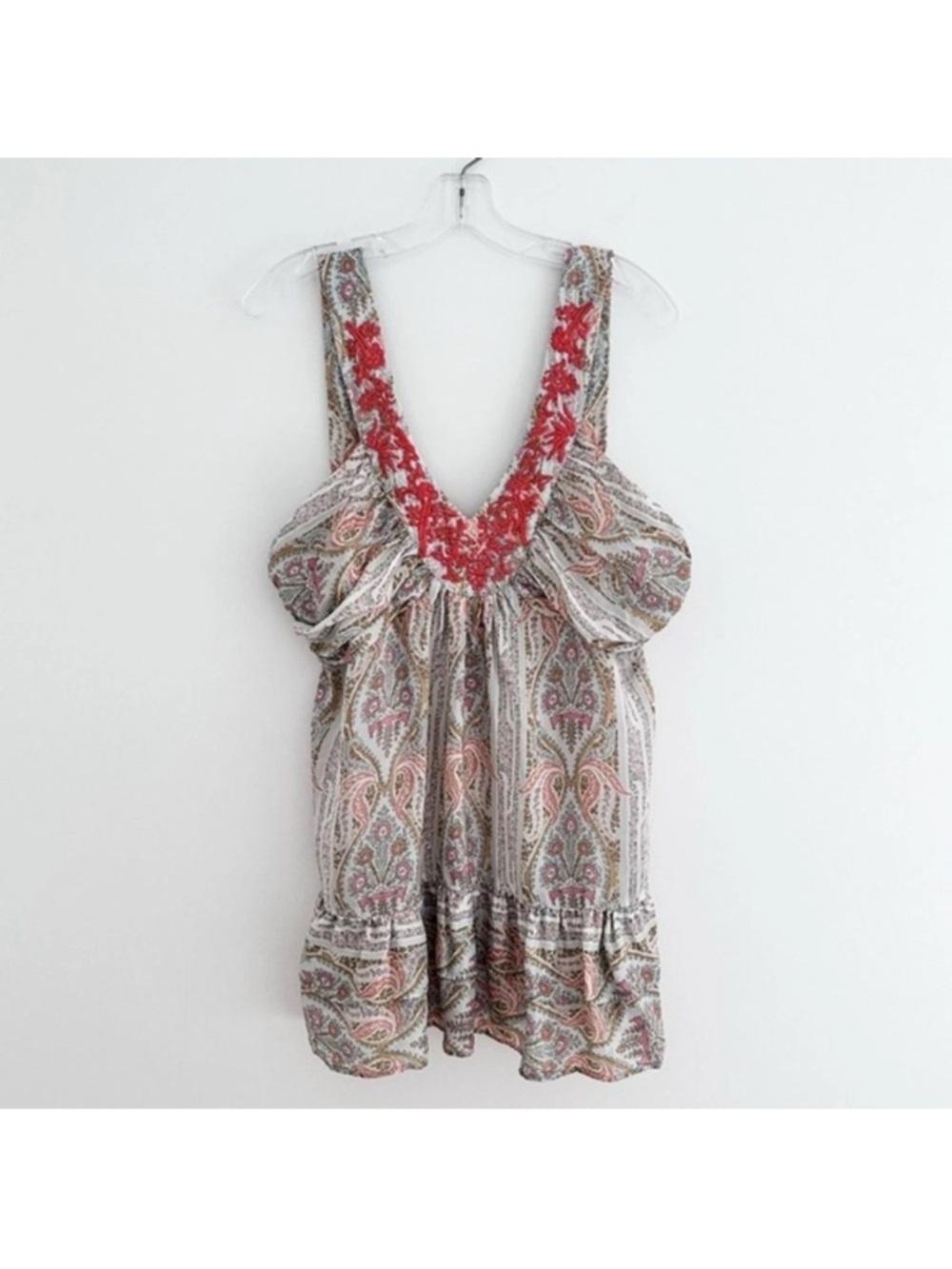 Sundance - Silk, Paisley Floral Trim Women's Top, size XL